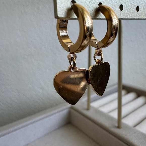 NEW Stainlees Steel Gold Heart Dangle Hoop Earrings - Picture 5 of 9